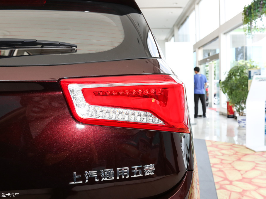 2016E560 1.8L քӾӢ