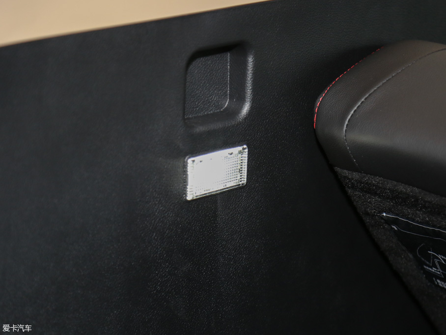 2016E560 1.8L քӾӢ