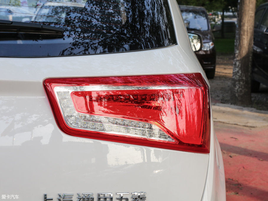 2016E560 1.8L քm