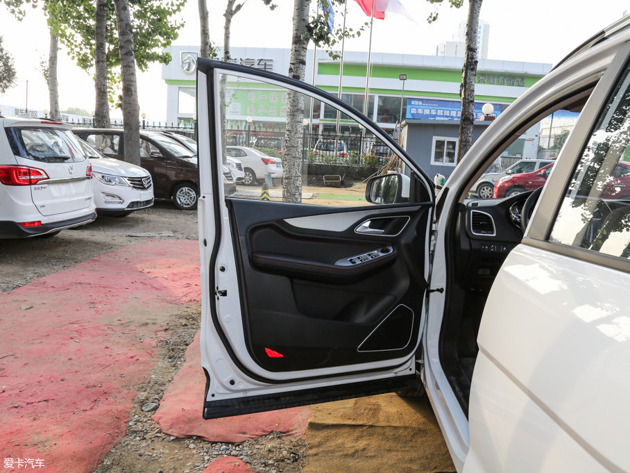 2016E560 1.8L քm