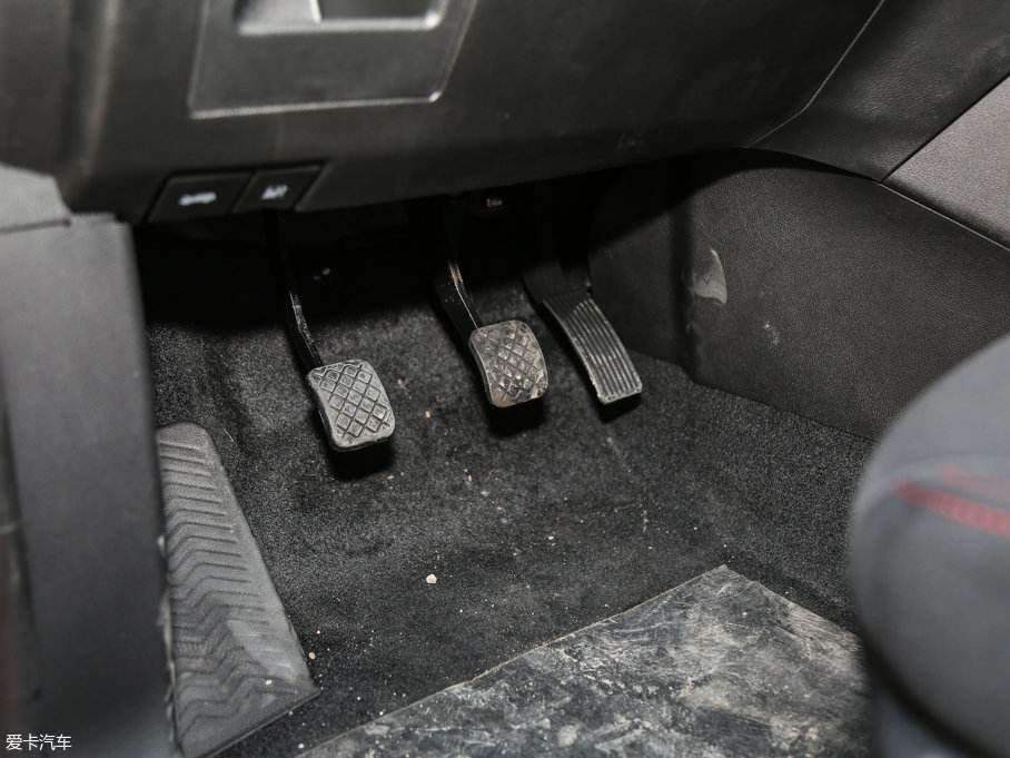 2016E560 1.8L քm