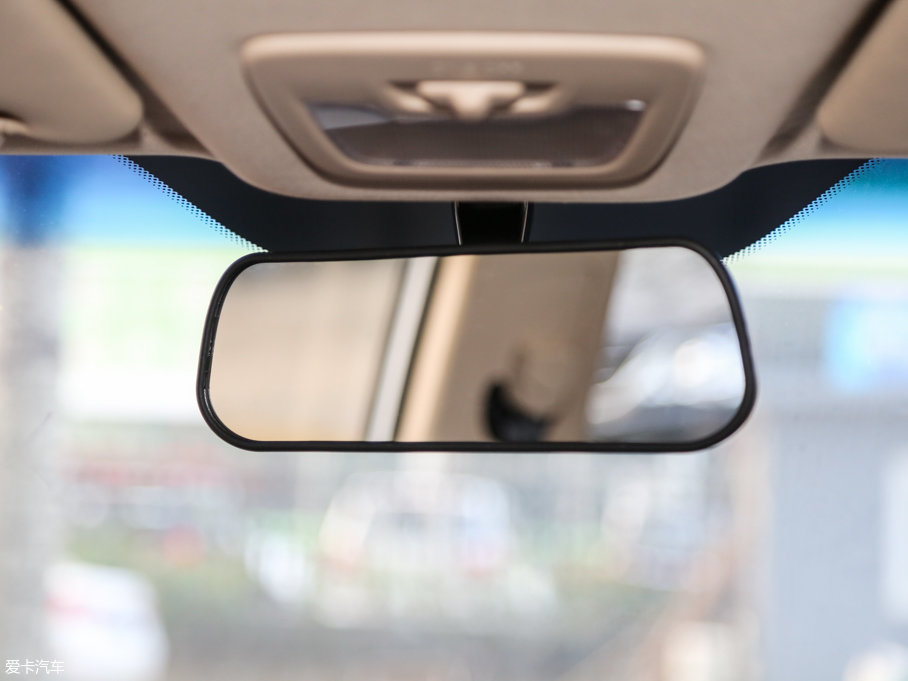 2016E560 1.8L քm