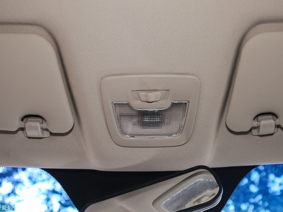 2016E560 1.8L քm