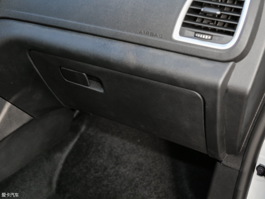 2016E560 1.8L քm