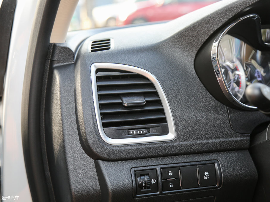 2016E560 1.8L ք(dng)m