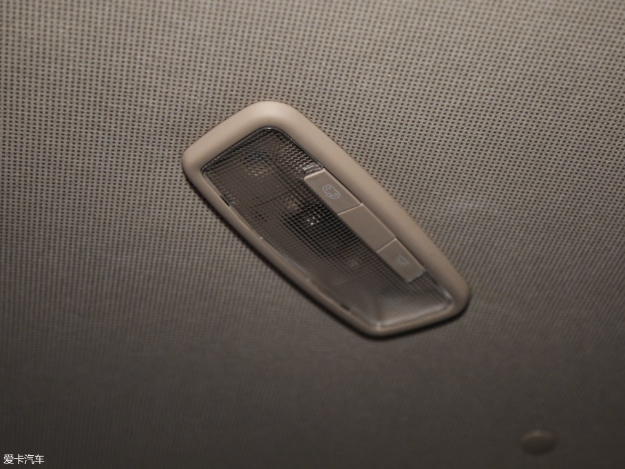 2016E560 1.5T քm