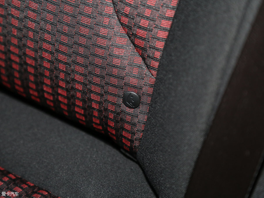 2016E560 1.5T քm