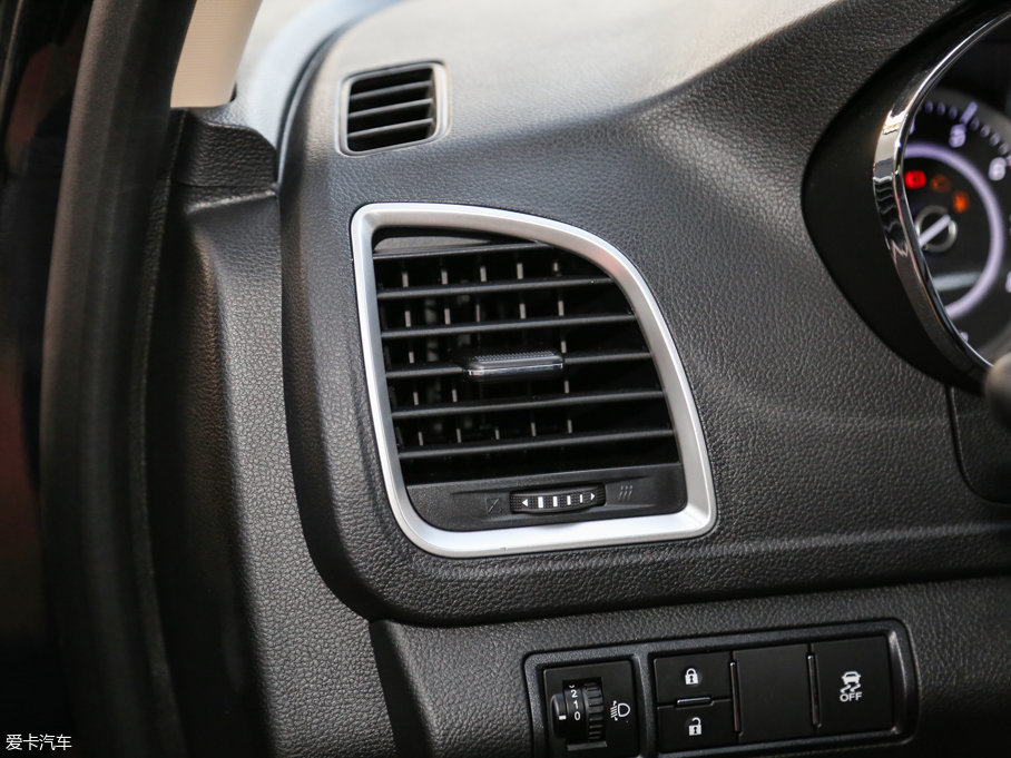 2016E560 1.5T քm