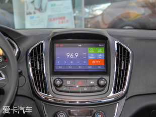 寶駿汽車2016款寶駿560