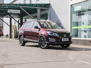 2016款1.8L 手动豪华型 整体外观
