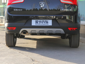 2016款1.8L 手动精英型 排气管
