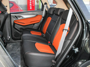 2016款1.8L 手动精英型 后排座椅