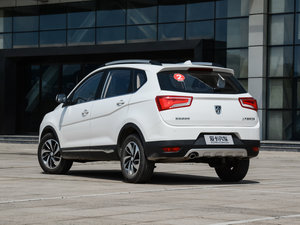 2016款1.8L iAMT豪华型 左后45度