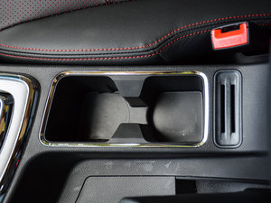2016款1.8L iAMT豪华型 空间座椅