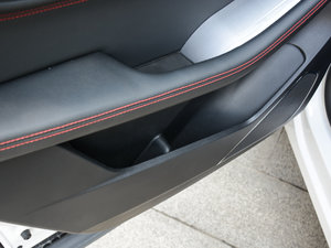2016款1.8L iAMT豪华型 空间座椅