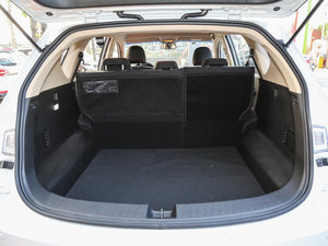 2016款1.8L 手动舒适型 行李厢空间