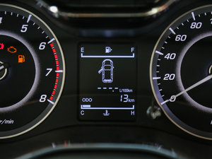 2016款1.8L 手动舒适型 中控区