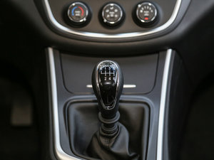 2016款1.8L 手动舒适型 中控区