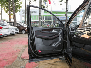 2016款1.5T 手动舒适型 驾驶位车门