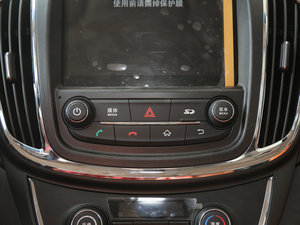 2016款1.5T 手动精英型 音响调节