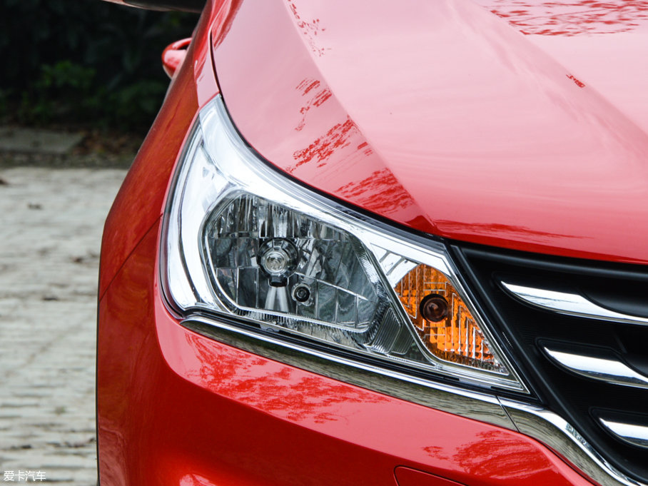 2016��E310 1.2L �քӺ��A��