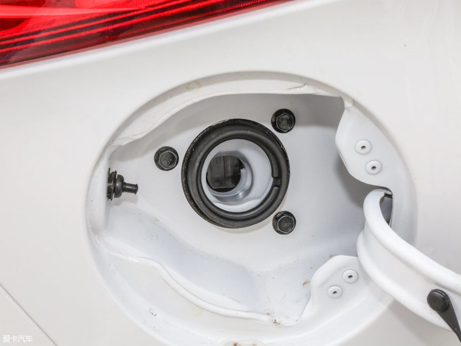 2016E310 1.2L քm