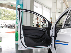 2016款1.2L 手动时尚型 驾驶位车门