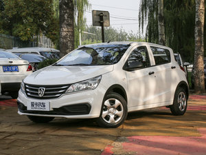 2016款1.2L 手动超值型 左前45度