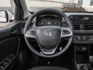 2016款1.2L 手动舒适型 方向盘