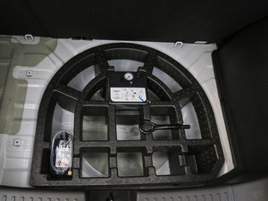 2016款1.2L 手动舒适型 备胎