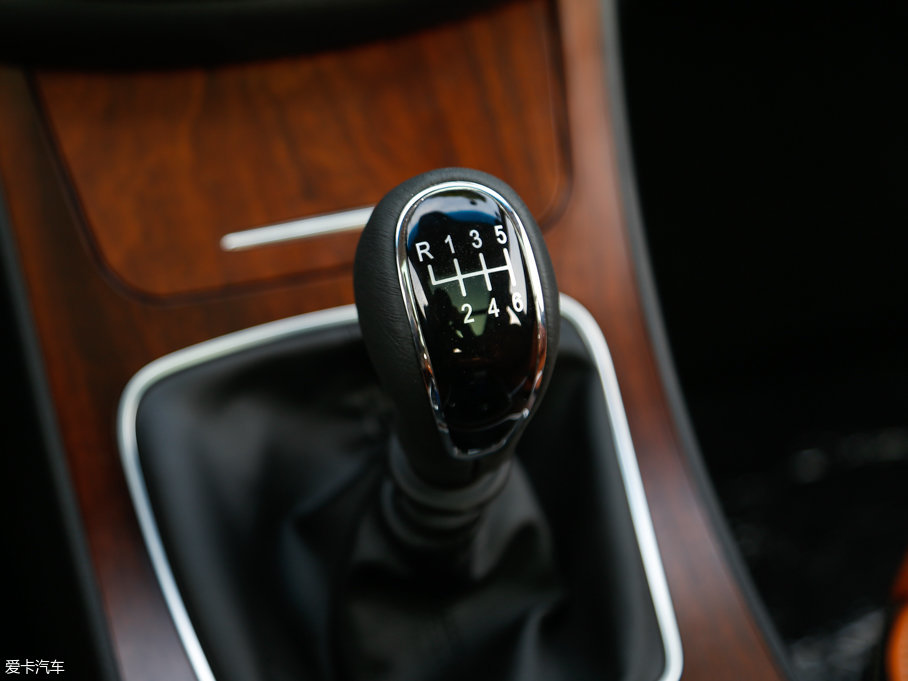 2017E560 Ʉ(dng) 1.5T ք(dng)