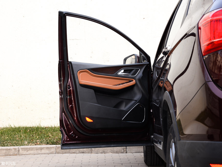 2017E560 ɄӰ 1.5T ք