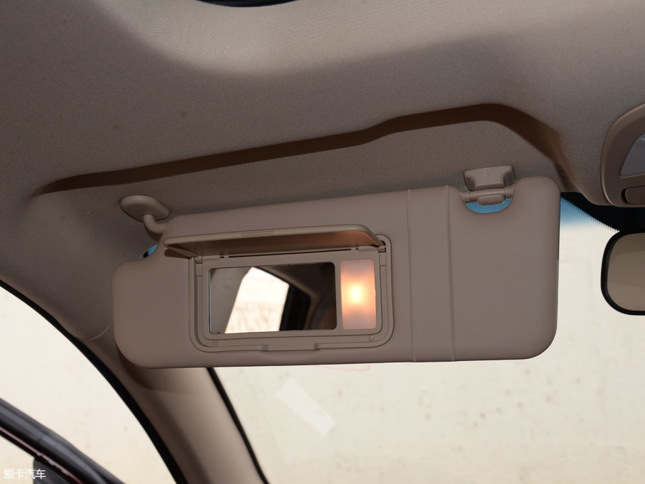 2017E560 ɄӰ 1.5T ք