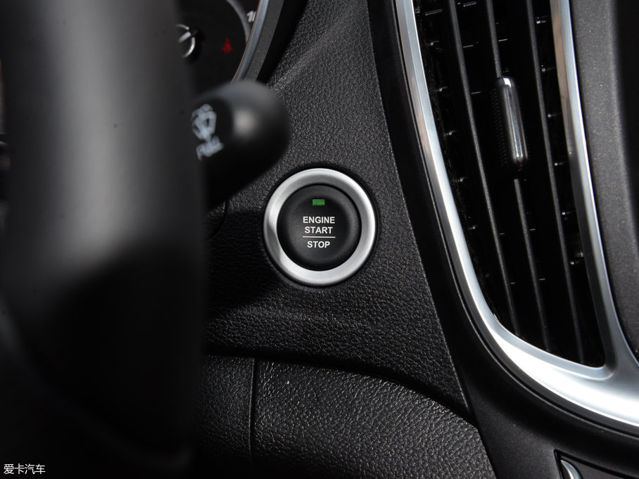 2017E560 ɄӰ 1.5T ք