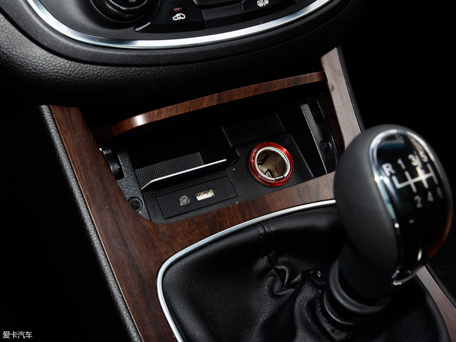 2017E560 ɄӰ 1.5T ք