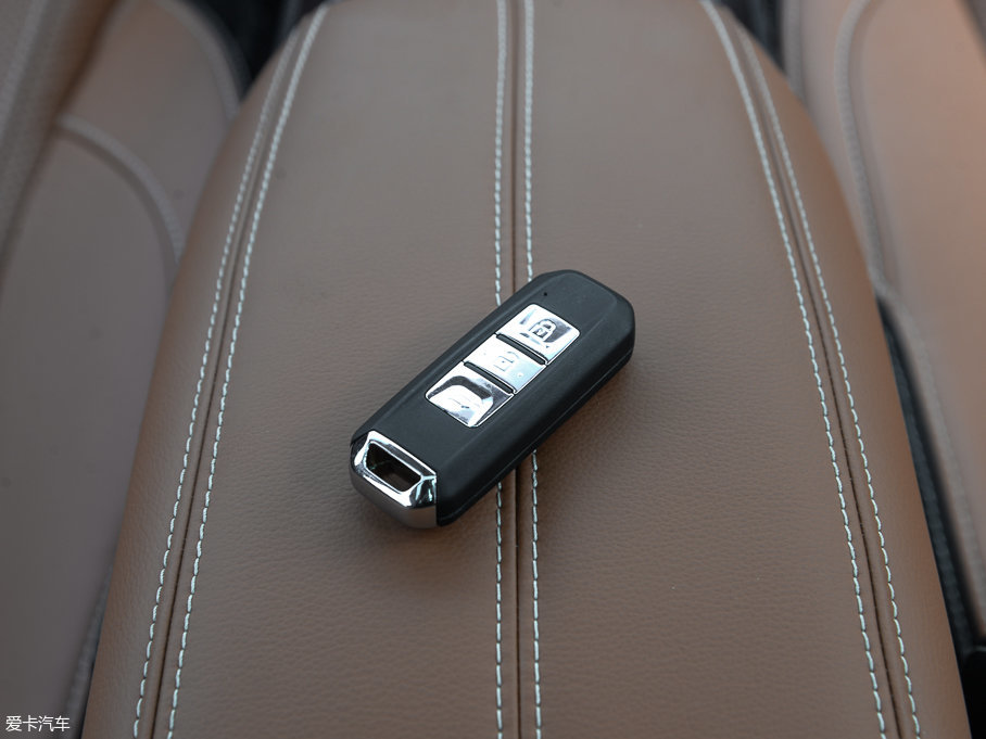 2017E560 ɄӰ 1.5T ք