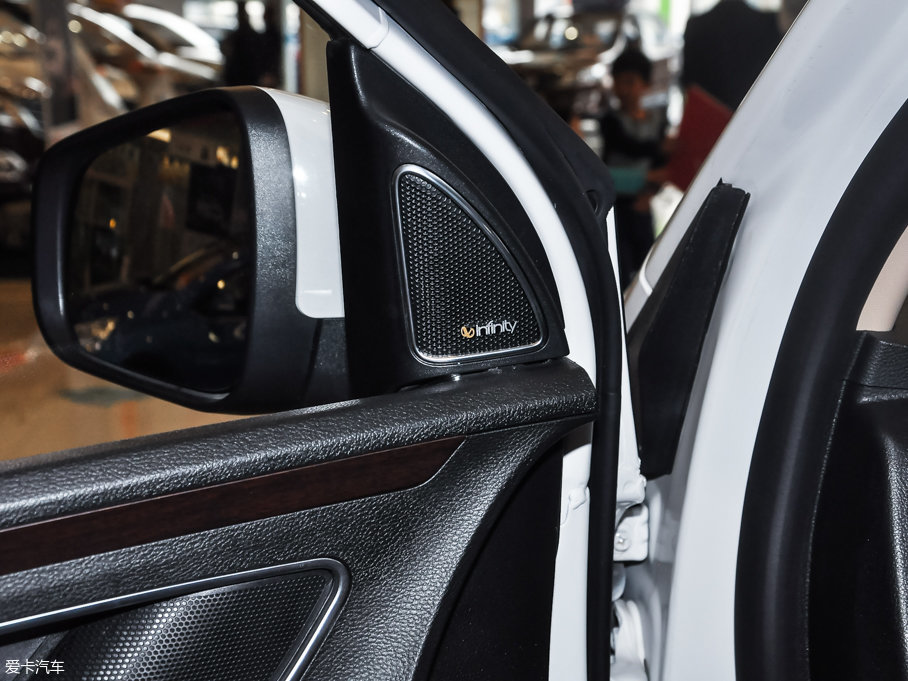 2017E560 ɄӰ 1.5T ք