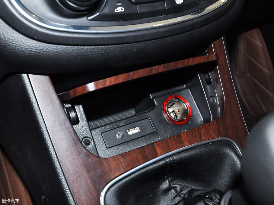 2017E560 ɄӰ 1.5T ք