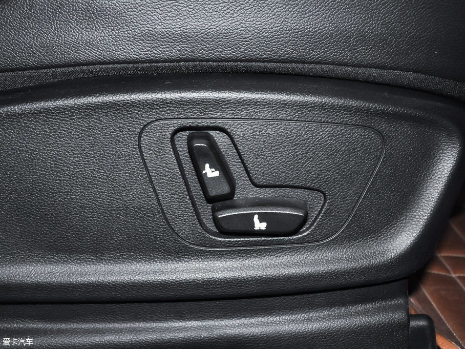 2017E560 ɄӰ 1.5T ք