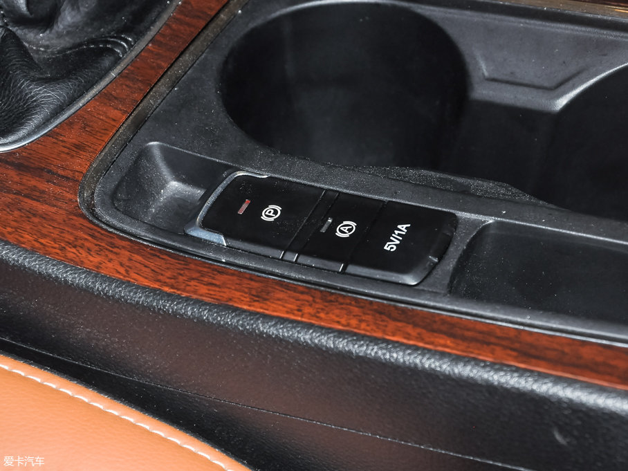 2017E560 ɄӰ 1.5T ք