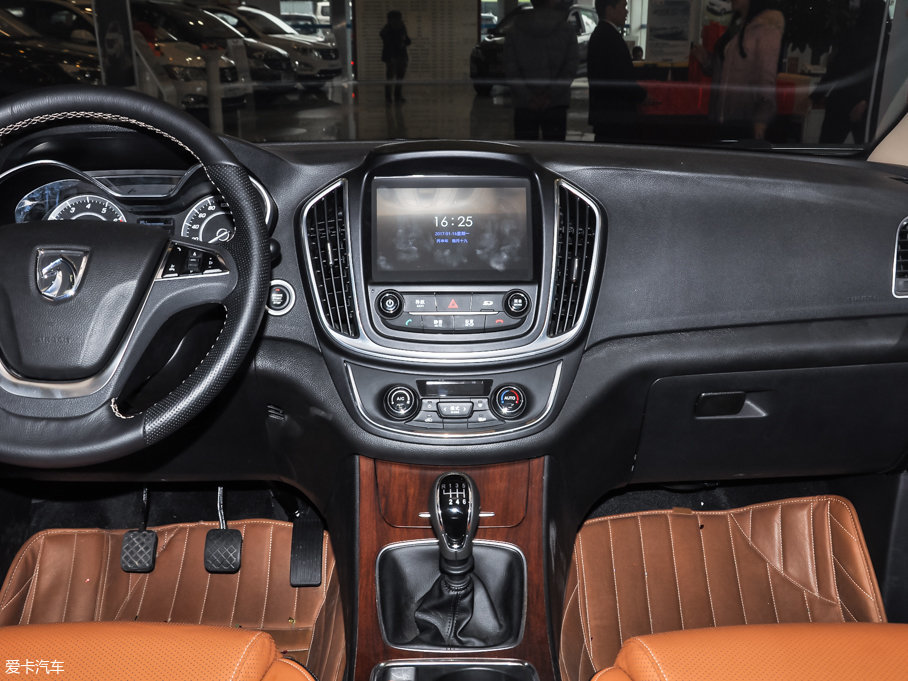 2017E560 ɄӰ 1.5T ք