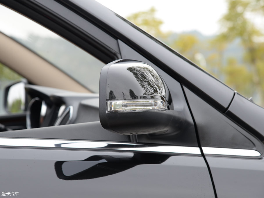 2017E560 ɄӰ 1.5T քӘ