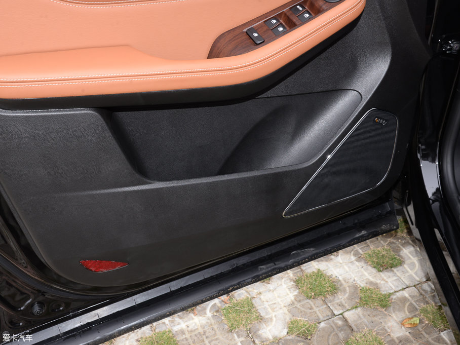 2017E560 ɄӰ 1.5T քӘ