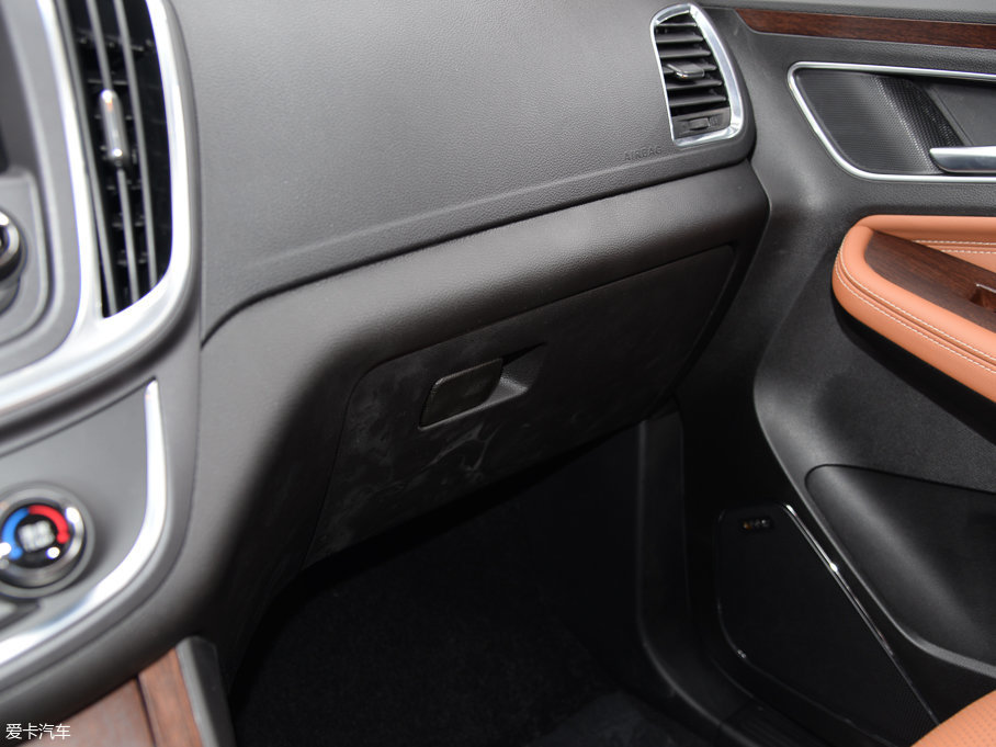 2017E560 ɄӰ 1.5T քӘ