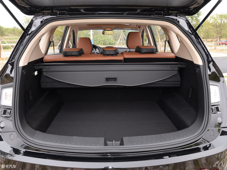 2017E560 ɄӰ 1.5T քӘ