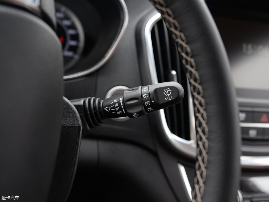 2017E560 ɄӰ 1.5T քӘ