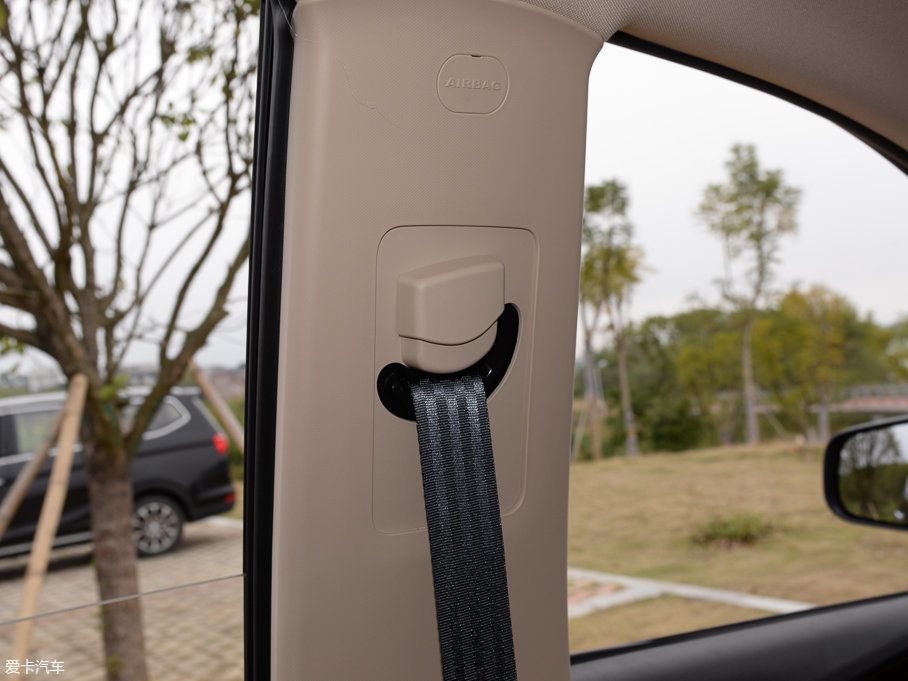 2017E560 ɄӰ 1.5T ք