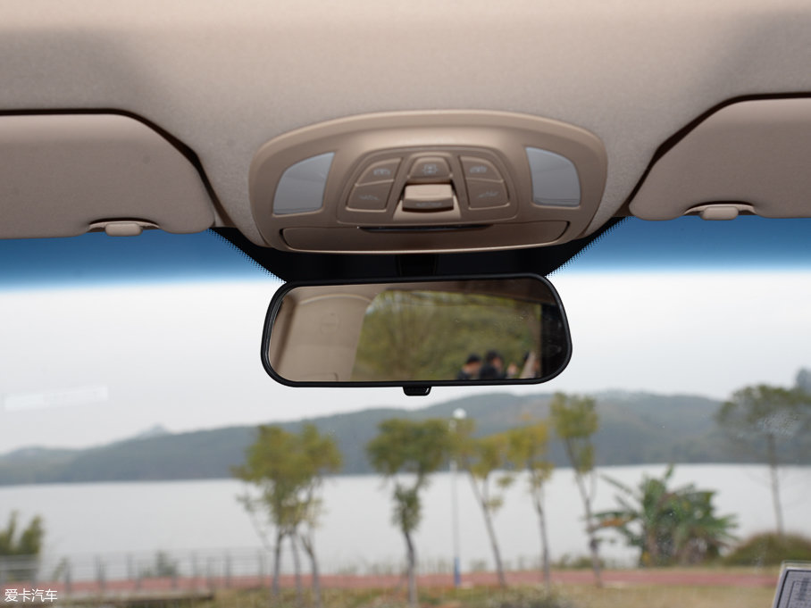 2017E560 ɄӰ 1.5T ք