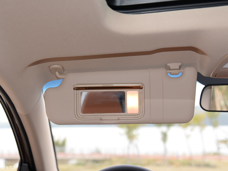 2017E560 ɄӰ 1.5T ք