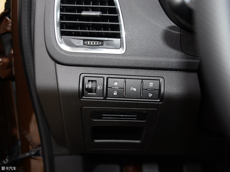 2017E560 ɄӰ 1.5T ք